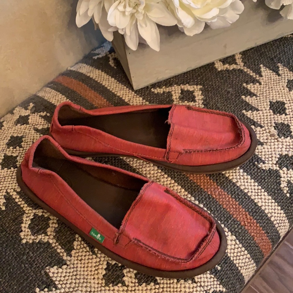 Sanuk women’s shoes
